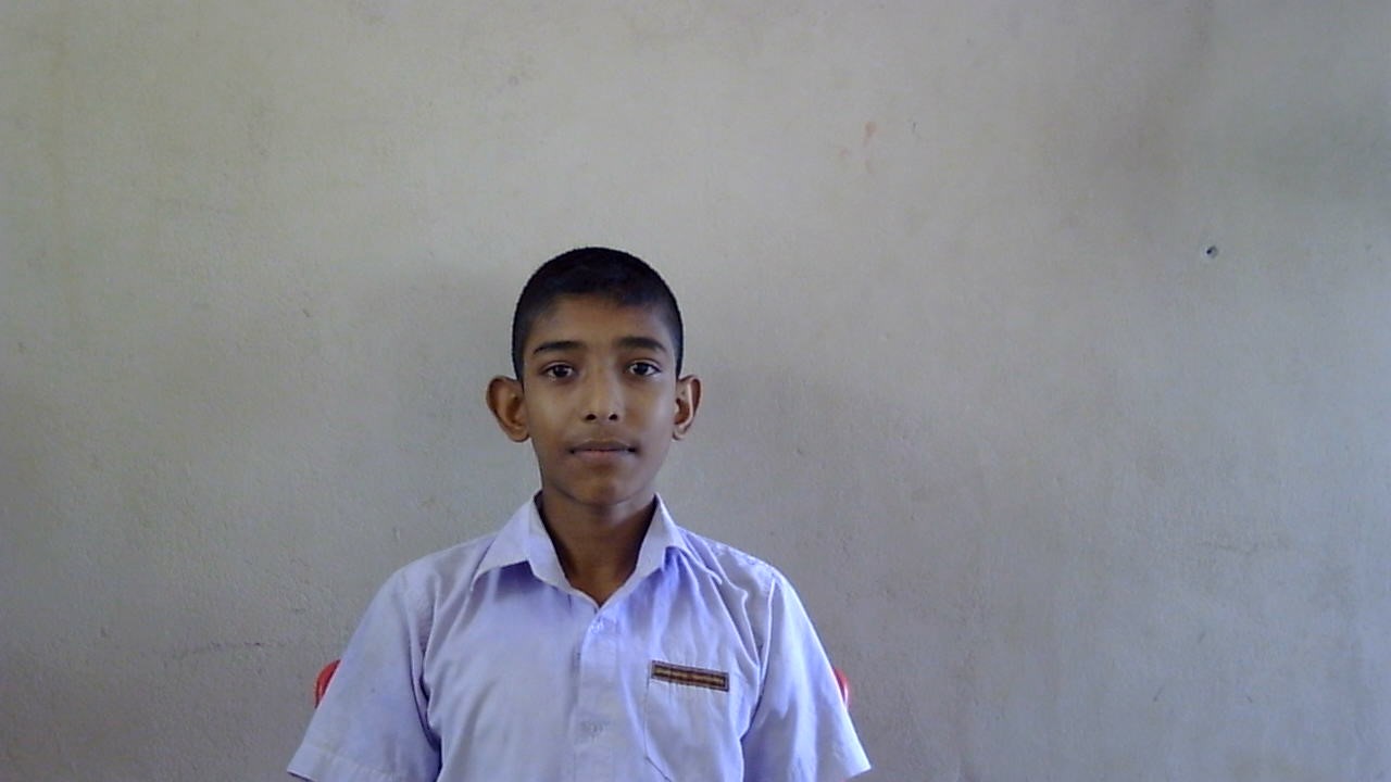 R.M.තිනෙත් තත්සර